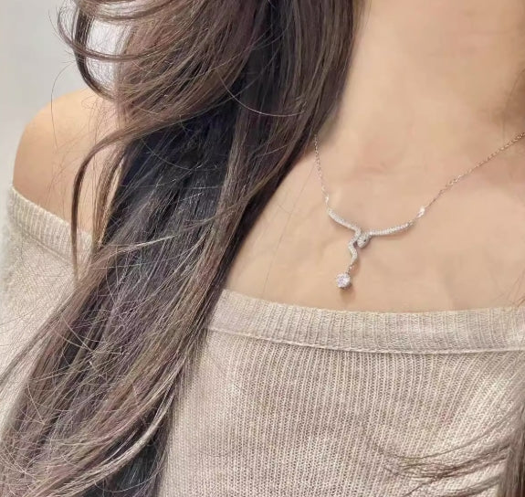 rochoferni蛇のネックレス
